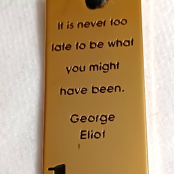 Goldtone Metal Bookmark by Sacchi with "Believe" Quotation - Picture 3 of 4